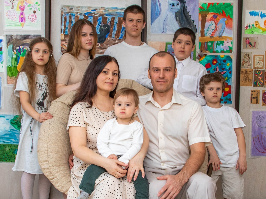 Семьи Ачинского района приглашают принять участие в региональном этапе Всероссийского конкурса «Семья года».