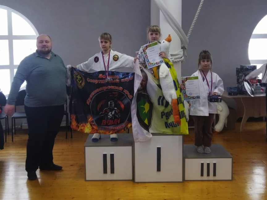 Воспитанница спортивного клуба «Витязь» стала победительницей фестиваля по армейскому рукопашному бою.