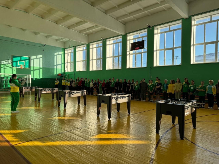 Презентация спортивного инвентаря, приобретенного в рамках спонсорской помощи. Презентация спортивного инвентаря, приобретенного в рамках спонсорской помощи.