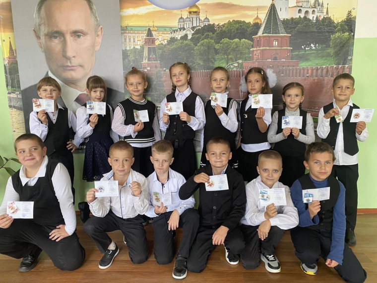 Вручение удостоверений и знаков отличия ВФСК «Готов к труду и обороне». Вручение удостоверений и знаков отличия ВФСК «Готов к труду и обороне».