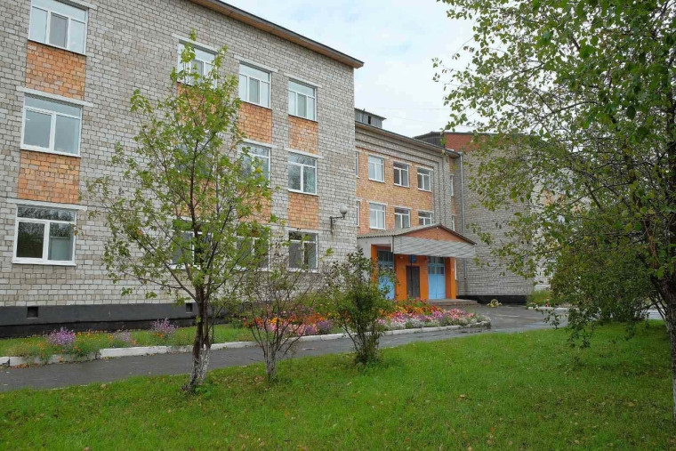 В этом году на устранение предписаний и обеспечение антитеррористической защищенности учреждений образования Ачинского района выделено более 4 миллионов рублей. В этом году на устранение предписаний и обеспечение антитеррористической защищенности учреждений образования Ачинского района выделено более 4 миллионов рублей.